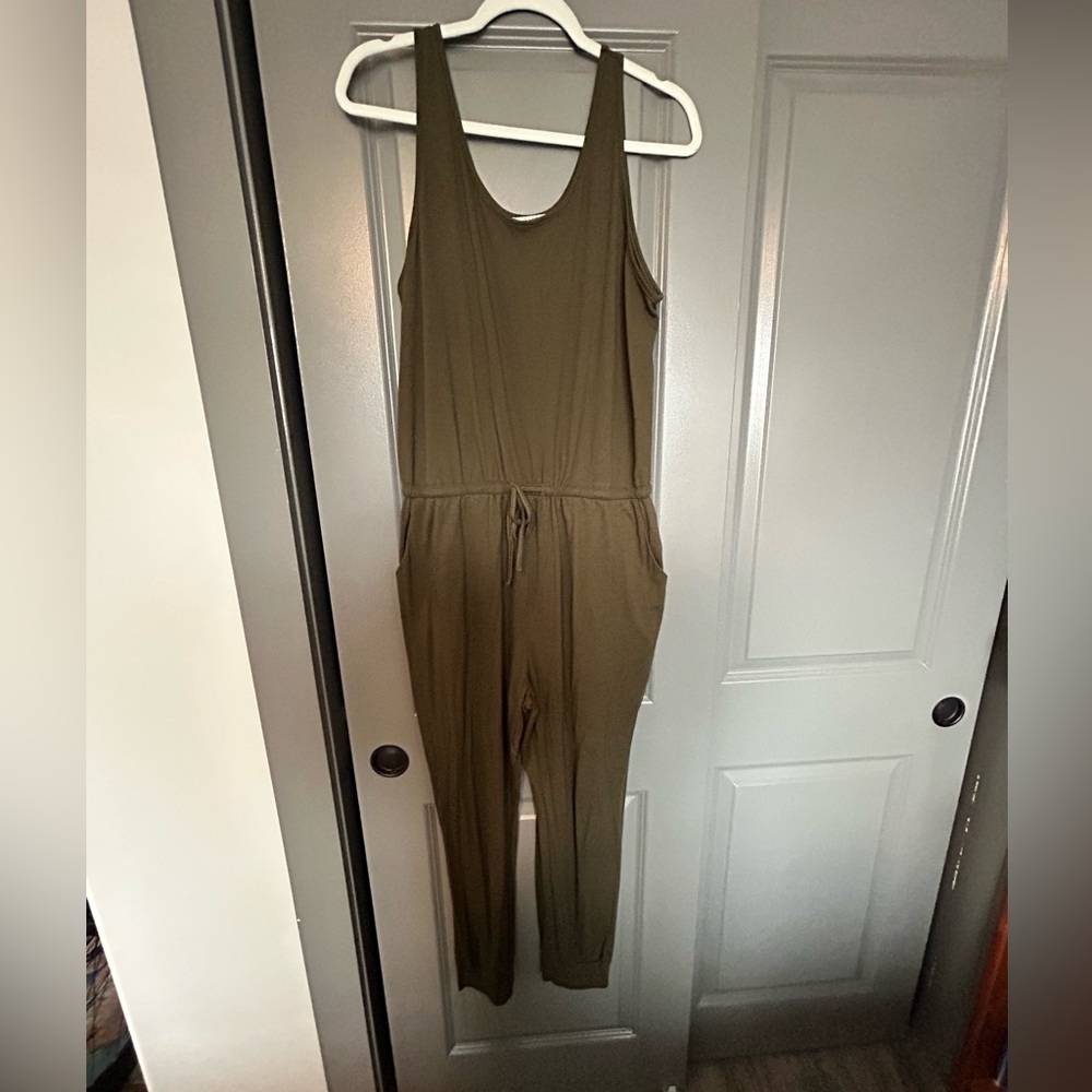 Army green tie-waist jumpsuit